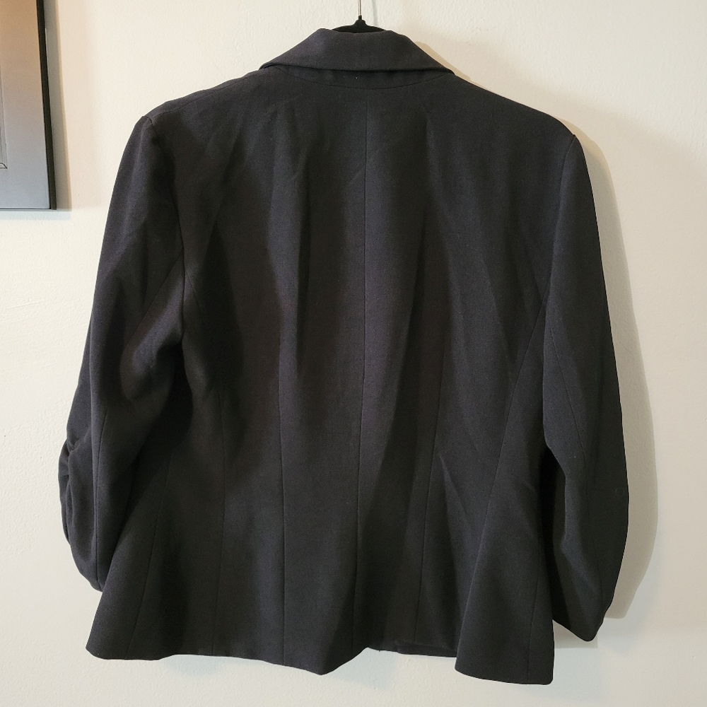 Madison Leigh single button blazer,  medium - Picture 2 of 4